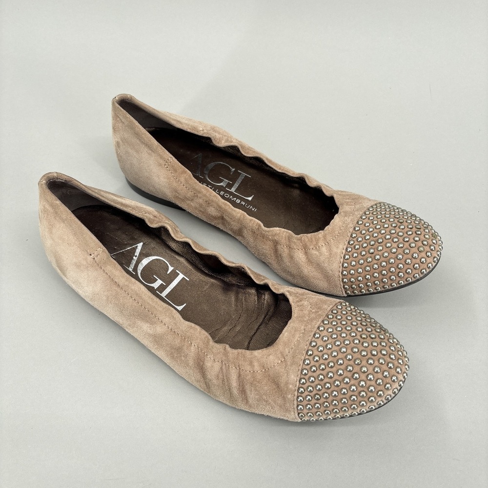 AGL Shoes Womens 38 US 8 Beige Suede Studded Round Toe Ballet Flats Italy